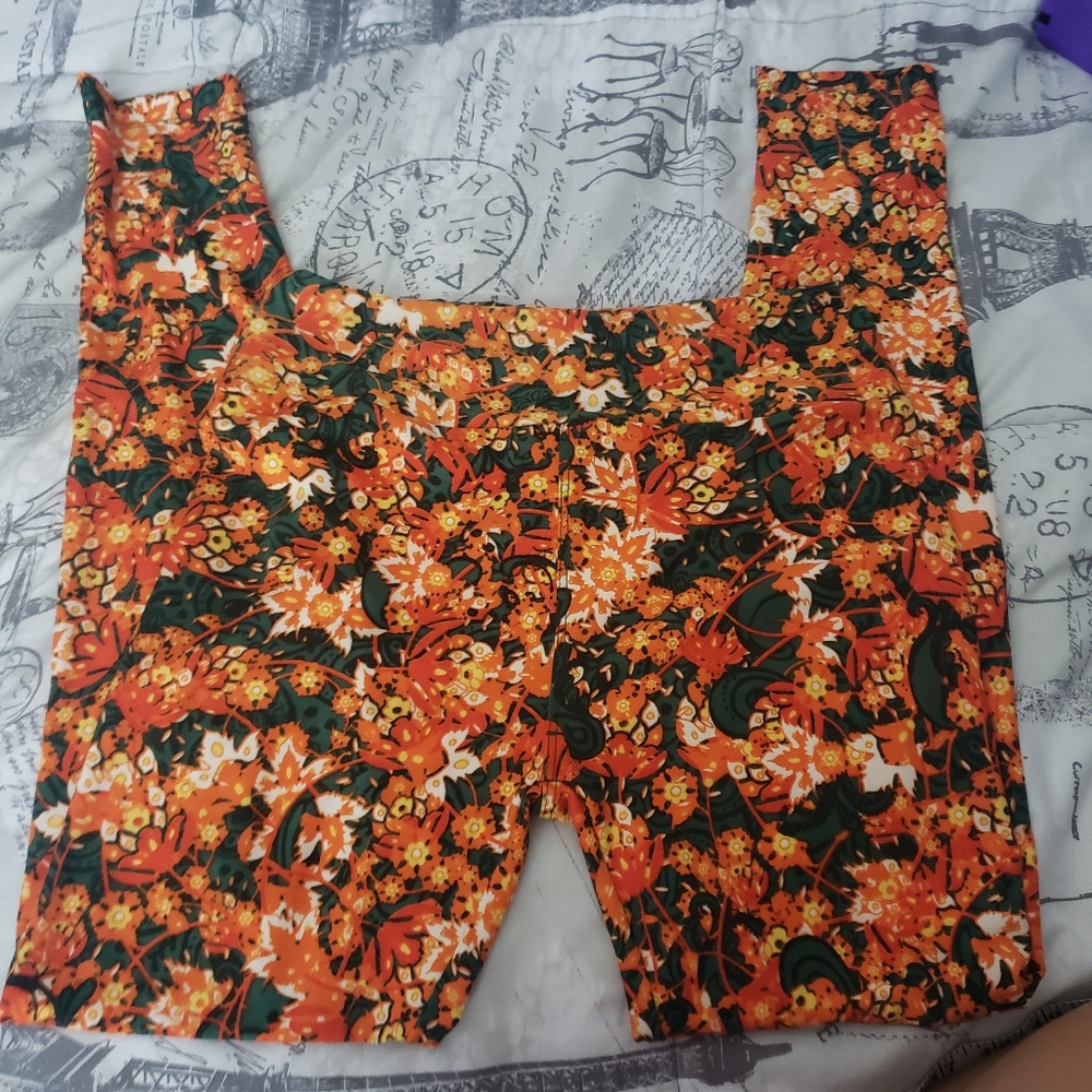 Lularoe Floral Print Leggings - Picture 3 of 3